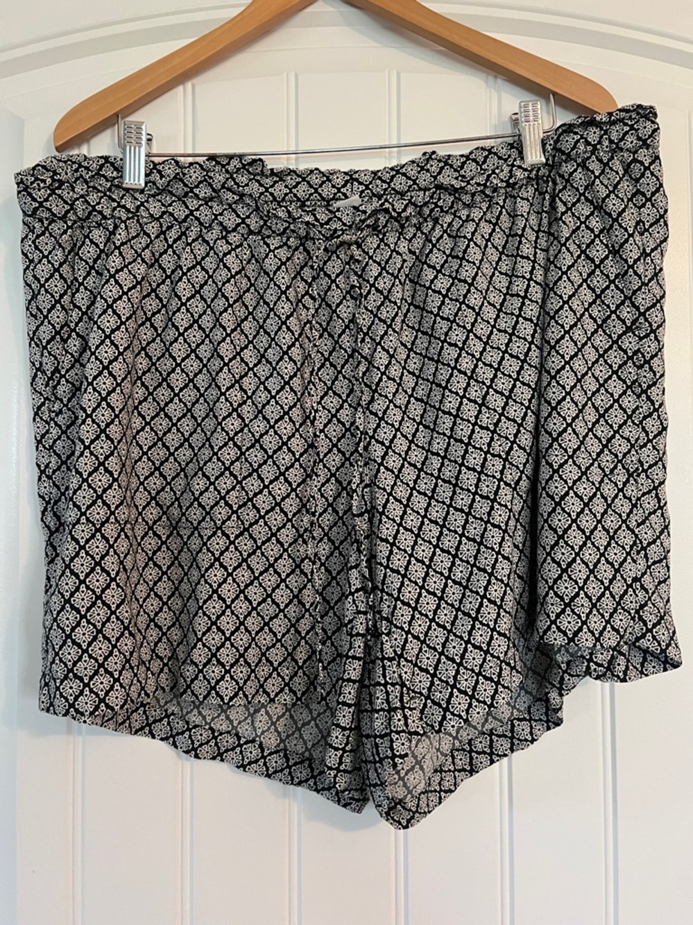 Gap Pull On Rayon Shorts Size 2XL